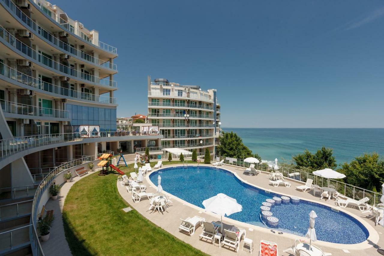 Silver Beach Delux Apartments ビャラ エクステリア 写真